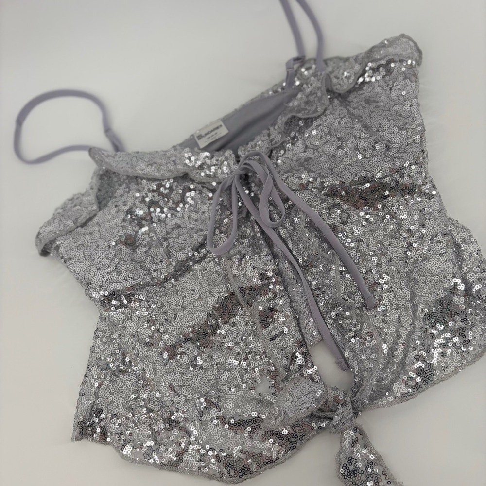 No Boundaries Silver Sequin Cami Crop Top Women XS Tie Front Ruffle Sparkly